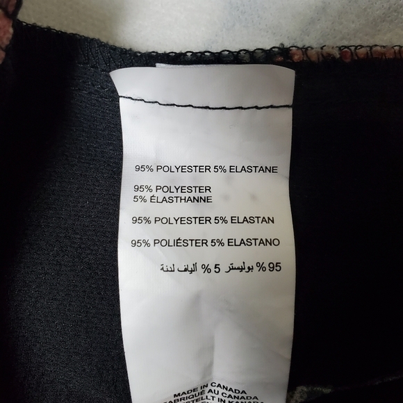 MICHEL Studio Black and Pink Floral Culotte Jumpsuit with Wide-Leg Design - Picture 8 of 8